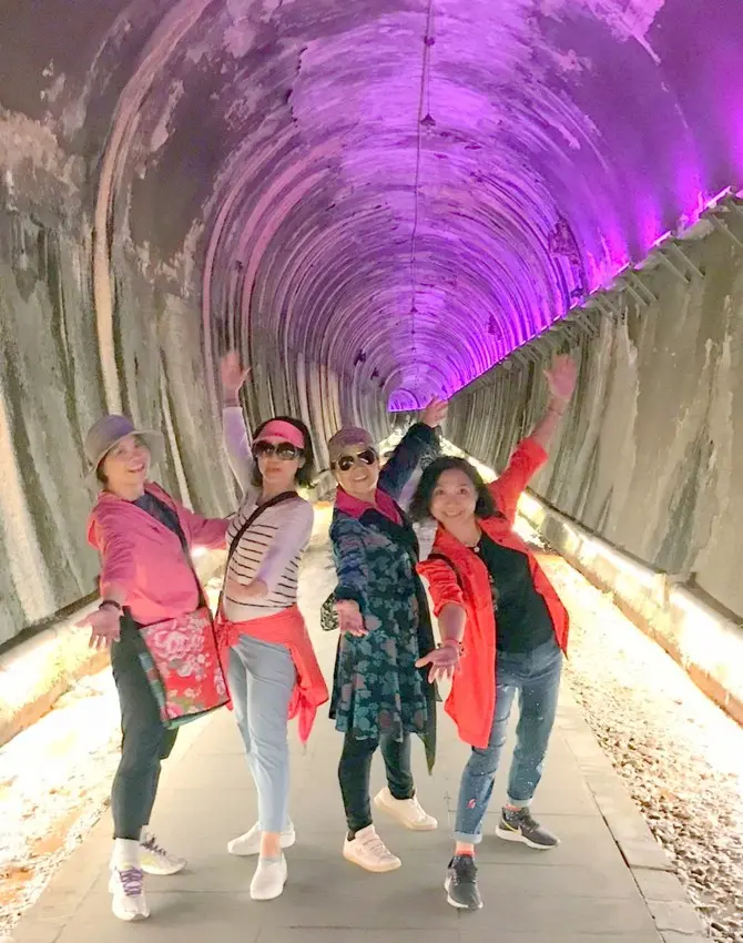 苗栗爆紅景點-再訪[功維敘隧道]七彩霓虹.美不勝收