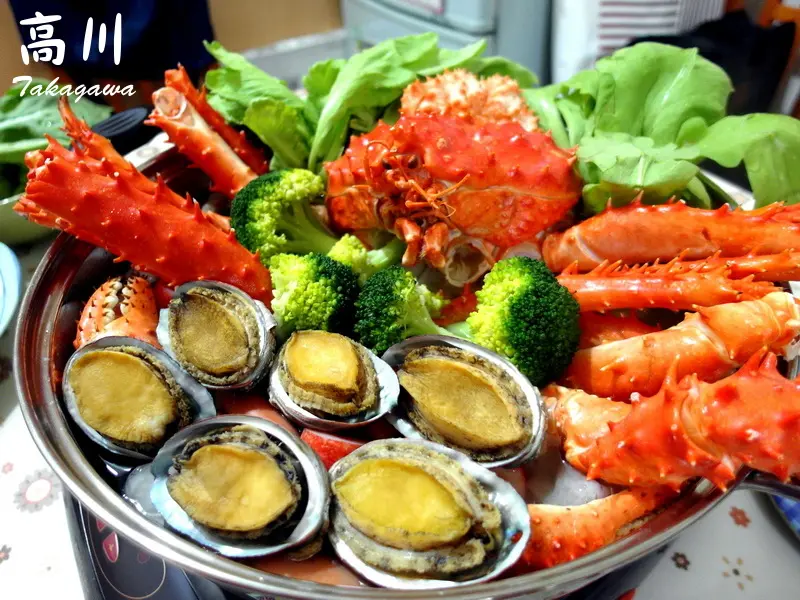 【網路團購美食】年菜推薦帝王蟹和鮑魚(高川水產)！猴年到澎湃包-超霸氣帝王蟹搭配肥美鮑魚讓年菜超彭派！