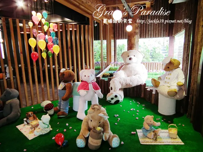 【宜蘭】泰迪熊主題餐聽--「熊飽鍋物」主題式涮涮鍋：餐點新鮮美味、滿滿的熊可愛爆表，還能客製化訂做專屬您的泰迪熊！(附設小小親子區)