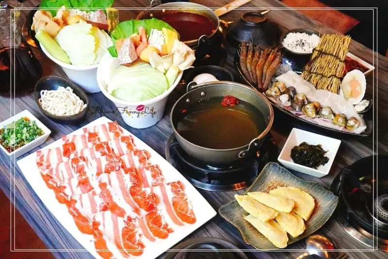 | 宜蘭火鍋 | 熊飽鍋物 泰迪熊主題餐廳 親子餐廳 美國自然雪花牛 超值13oz份量驚人 肉質細嫰不油膩