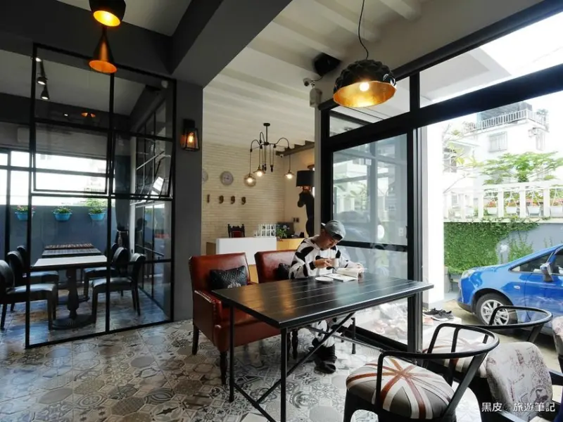 花蓮。民宿│1999民宿，2019花蓮住宿推薦，時尚英倫風格，花蓮市區住宿選擇 - 黑皮的旅遊筆記