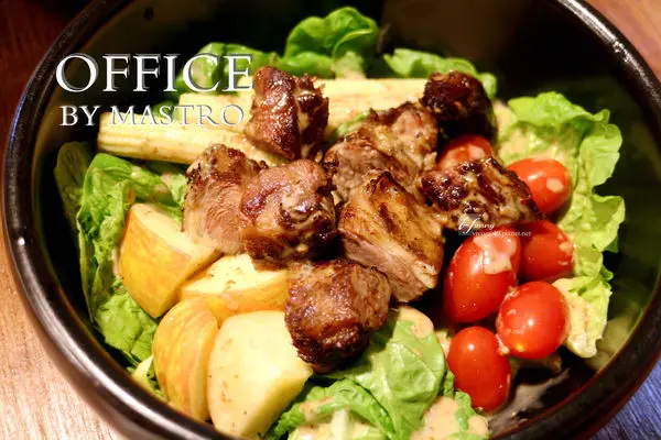 【南京三民站】OFFICE BY MASTRO~德國豬腳 海鮮袋 民生社區美食