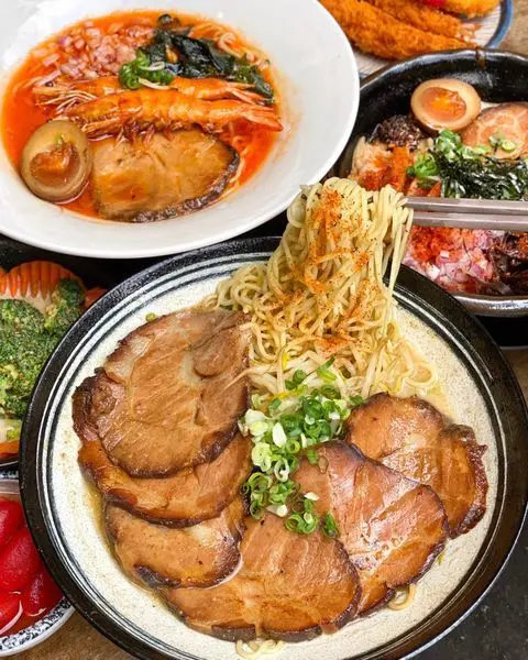 【盡心亭】濃郁到誇張的海老蝦油拉麵