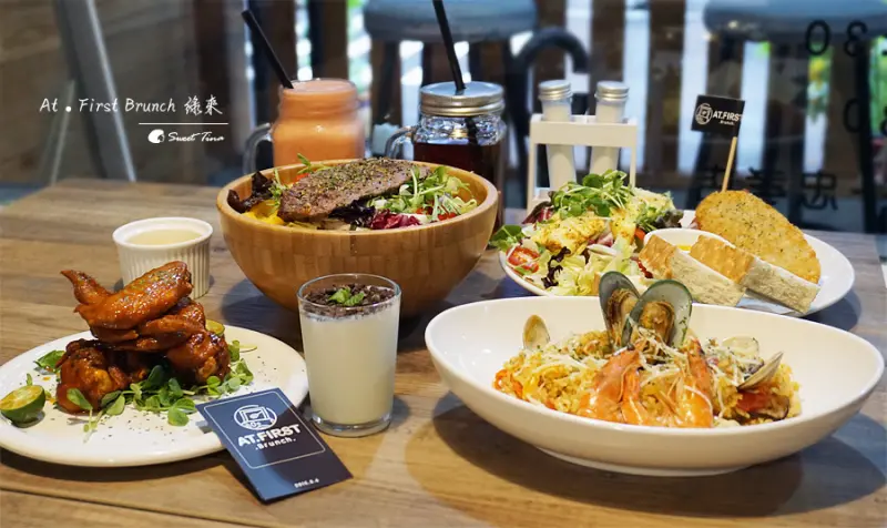 【食記．大安區】At ‧ First Brunch緣來(忠孝店) - 文青風早午餐 | 平價 免服務費 ღ東區美食．捷運忠孝敦化站ღ