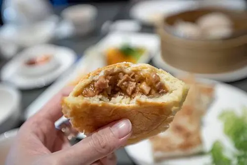 与玥樓頂級粵菜餐廳 - 沙拉生菜的出場率也太高，連蛋塔也硬要湊一腳！