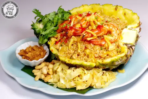 炎熱的夏天當然要來吃泰國菜開胃，仁愛醫院後面有新鮮食材入菜、精緻又好吃的道地泰國料理．莎瓦迪卡泰國菜-Sawadica