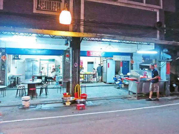 【三重美食】昌隆街炒羊肉-隱藏在巷弄中的羊肉炒麵