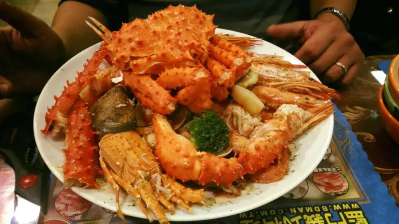 帝王御膳海鮮義大利麵!有帝王蟹的義大利麵!