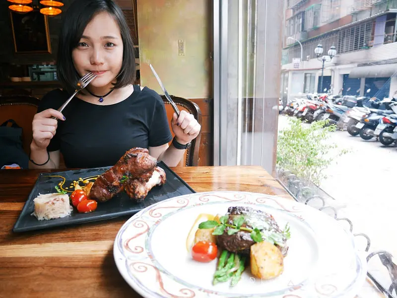 GS愛吃鬼| 歐利佛牛排館 | 手做餐點高品質食材 | 燈光好氣氛佳永和聚餐約會好選擇