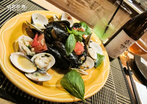 [台北大安]下班來去喝兩杯【樂吞】酒餚。食事處。充滿懷舊日式洋樓情調的居酒屋~同時享受創意和食&精緻西餐