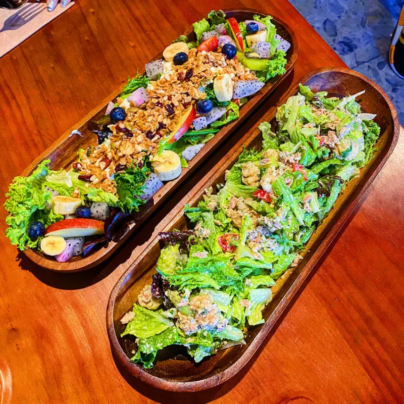 [台北早午餐]內湖區港墘站「Caffè Le MANI 琢手咖啡」高質感又優秀的真食物早午餐/超狂健康沙拉船/樣樣餐點都健康精緻/環境極佳氣氛悠閒(附菜單)