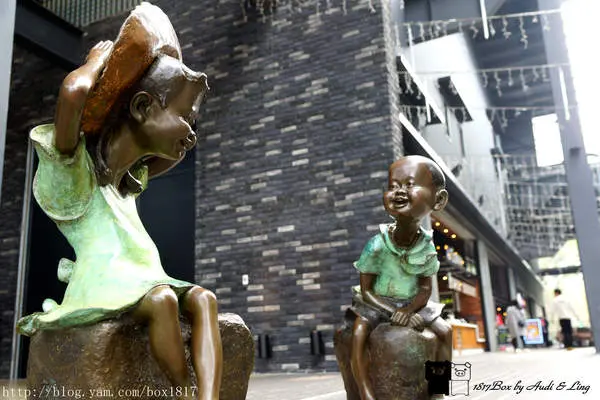 【高雄。前鎮】MLD台鋁。結合餐飲、影城、宴會、書屋、展演廳等生活娛樂與創意文化的大型商場。舊廠房新生命