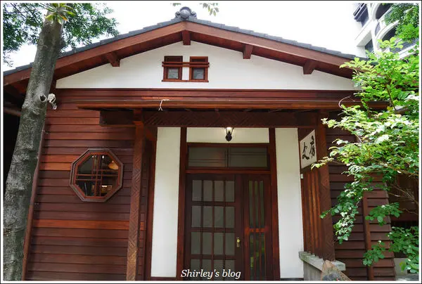 捷運忠孝新生站．文房 Chapter 公益圖書館(預約制免費參觀)