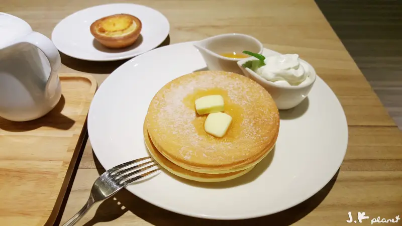 台北 - 【White Cosy】日本北海道四葉乳業直營，海外第一家店在台灣！