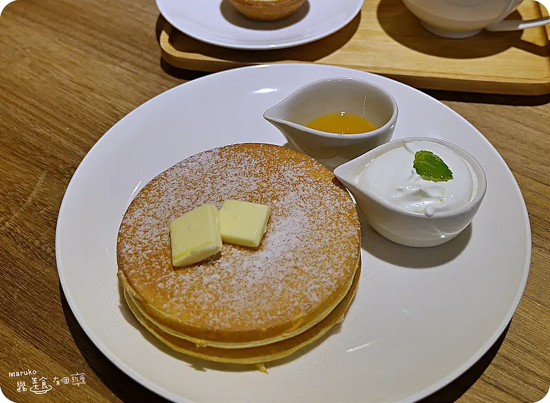 【日本登台美食】White Cosy來自北海道よつ葉美味牛奶鬆餅新登場。台北東區商圈