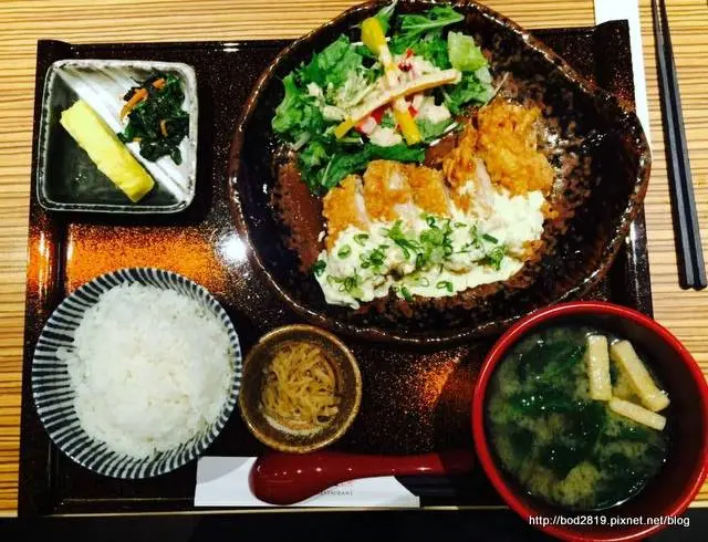 【台北松山】やよい軒(YAYOIKEN)－日本人氣平價定食！松山線、南京三民美食推薦。(彌生軒)