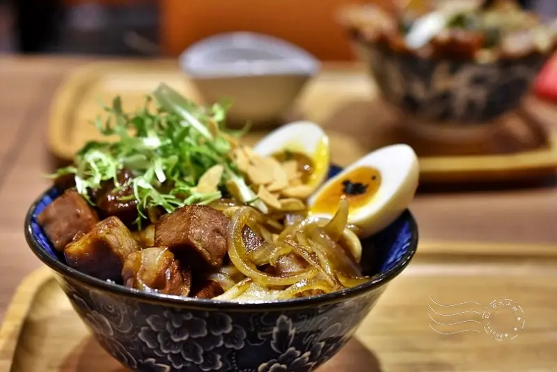 燒肉vs丼飯，【開丼】微風松高店(捷運市政府站美食)