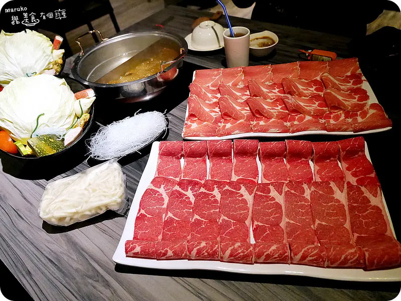【暖呼呼鍋物】肉食族的超份量鍋物方圓涮涮鍋(復興店)。台北/科技大樓捷運站/台大商圈/師大商圈