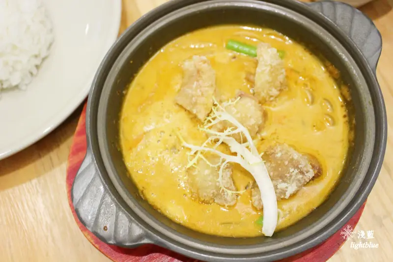 [ 南京復興站美食 ] 淺藍 × 蓮REN～廣受附近上班族喜愛的代官山南洋咖喱與豬排定食