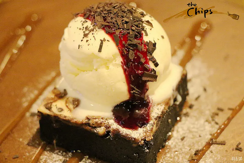 【羽諾食記】the Chips美式餐廳光復店❤東區美式餐廳推薦❤國父紀念館早午餐 / 美式漢堡 / 下午茶