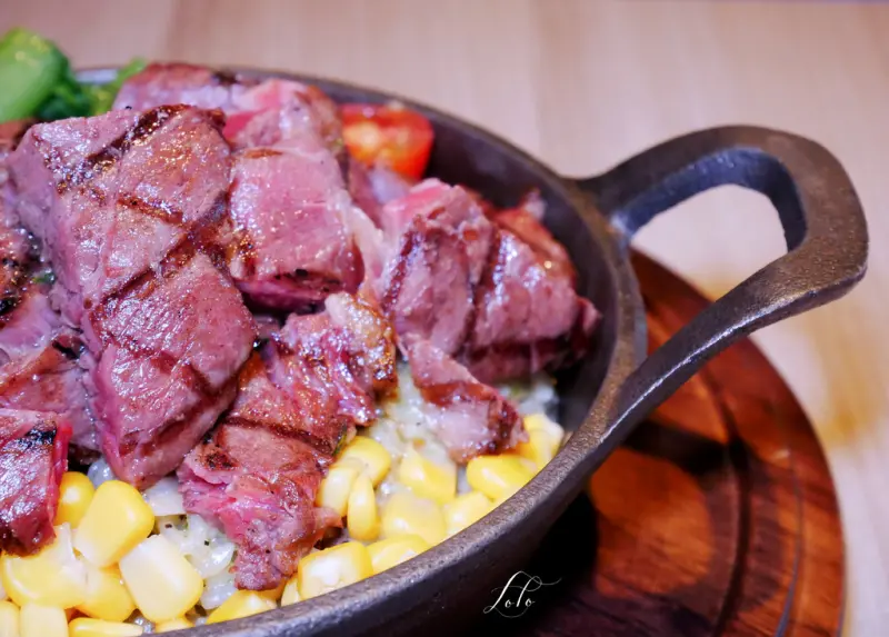 【台北美食】The Chips-朋友聚餐首選，國父紀念館站大份量美式餐廳 /光復南路/大安區/台北市/