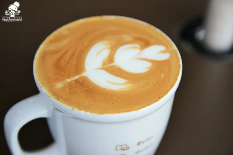 吃-小港。噜娜咖啡之職人咖啡平價消費，隨時就能喝到好咖啡