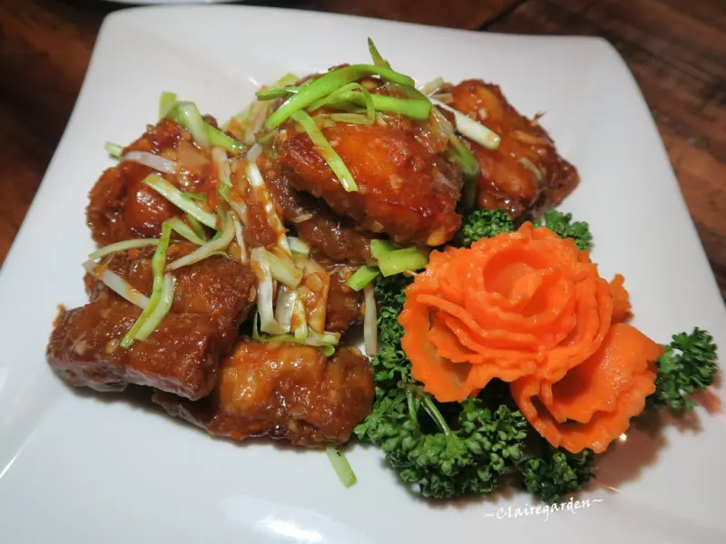 台北 捷運南京三民站 酒食坊 Pān-toh Bistro~大口吃肉把酒言歡。歡聚餐廳