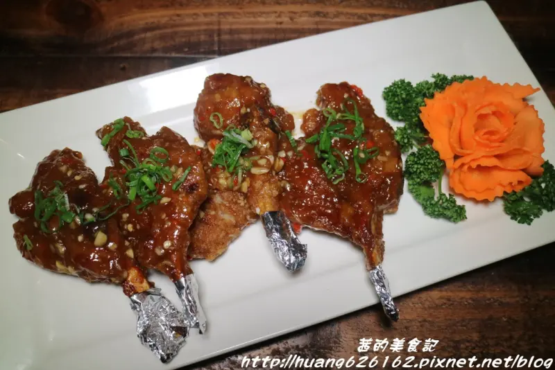 【台北松山區】複合式亞洲餐酒館『酒食坊 Pān-toh Bistro』歡聚餐廳/捷運南京三民站/愛評體驗團