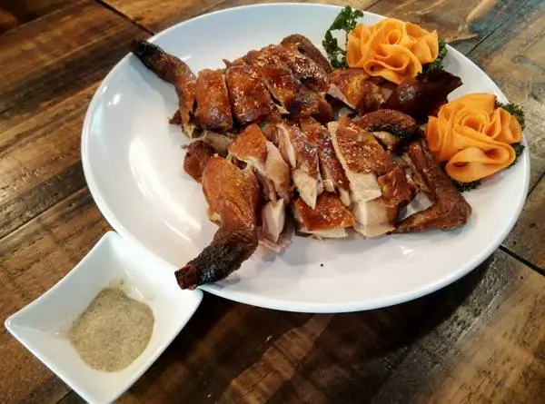 酒食坊-非常適合家庭聚餐或是辦大型餐會的地點  客賓主盡歡的好選擇  非常細心的店家服務              