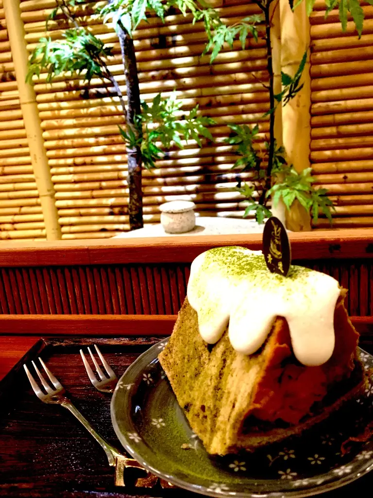 [南港] 青逸 Chic Tea 桂花抹茶拿鐵、戚風蛋糕