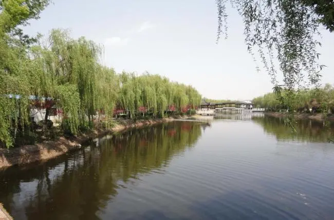 老家門前的那條溪