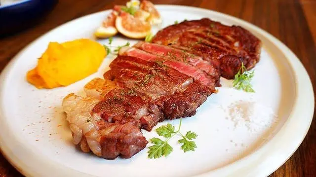 [高雄美食] 最後一口餐酒館-品質堅持x創新美味 / 高雄餐酒館 / 高雄美食推薦