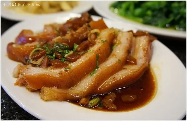 『台中。南屯區』富鼎旺豬腳║台中人氣小吃/全新豬腳禮盒，香Q可口，讓不碰肥肉的人也愛上