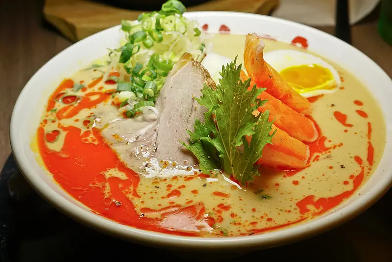 料理東西軍優勝拉麵, 玩笑亭(なんつッ亭Nantsuttei) , 東區拉麵好選擇