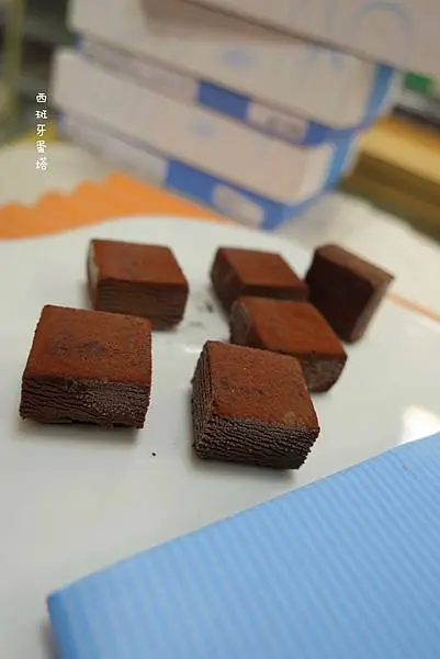 CHOCO17巧克力｜送禮送到心坎裡～情人節送禮首選！新口味橘子美莓酸甜超有勁，經典款搭配熱鮮奶超暖心！