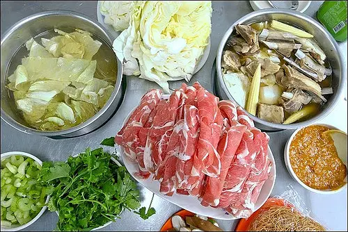 《熱門排隊鍋物整理》帝王寒流來襲！網友推薦必吃暖呼呼羊肉爐13間口袋名單(持續更新中)