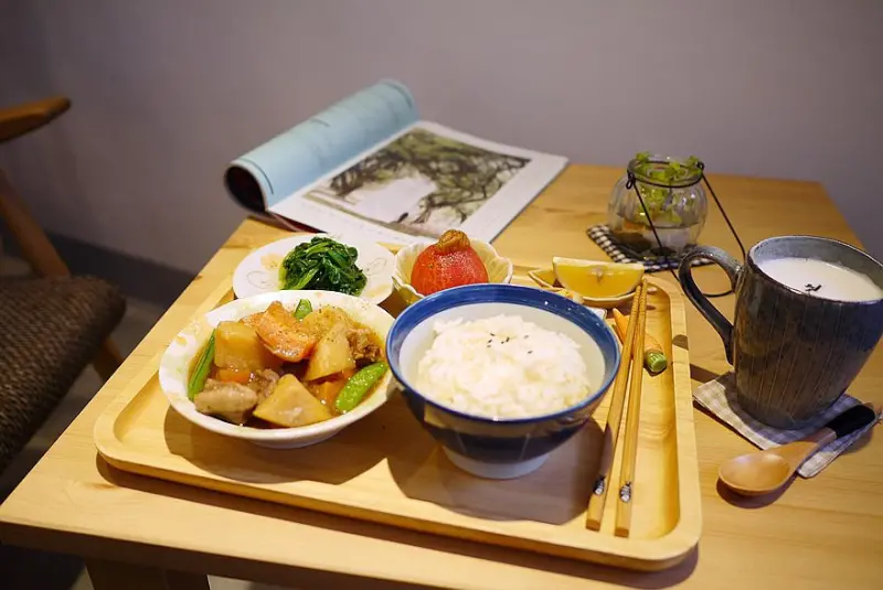 【新北】板橋 Puchi space 小空間 日式小清新的溫暖手作定食‧咖啡‧輕食‧甜點‧小倉庫二店♥♥♥