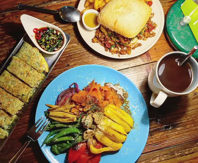 【大安區／信義安和站】In Between Sandwich- 用力做三明治有限公司 超犯規土石流三明治＆媽媽味道懶人餅