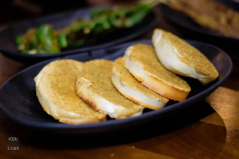 《食記》台北中山【老疆胡烤肉舖】新疆孜然味平價串燒X胖Q的鱈魚甜不辣X捷運松江南京站