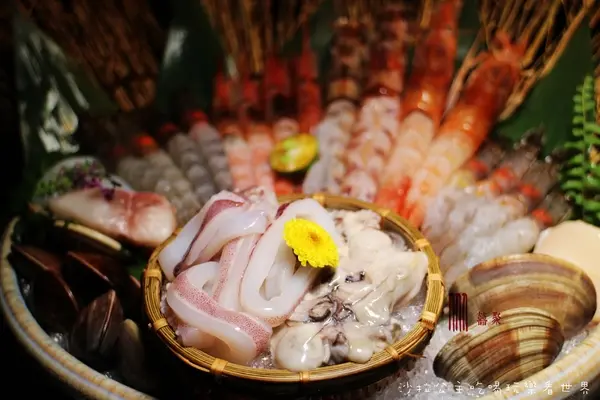 東區火鍋『囍聚精緻鍋物』涮涮鍋/捷運國父紀念館站/近華視/松菸