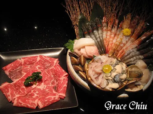 囍聚精緻鍋物，與親友喜聚在此享用美食佳餚，囍聚．(試吃體驗)