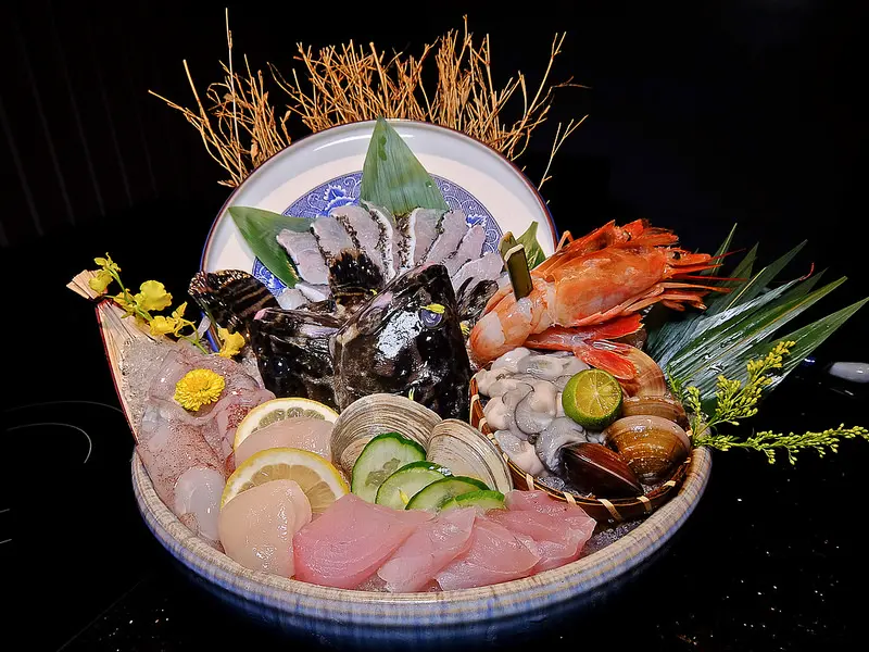 囍聚,台北海鮮火鍋代名詞,超美味湯頭加高檔食材, 沒吃過它不要講你愛吃火鍋!!