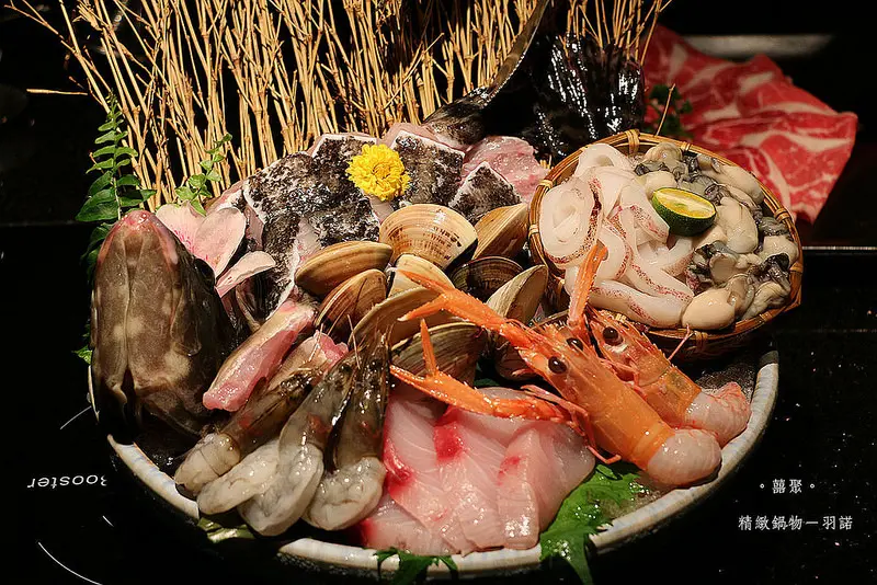 【羽諾食記】『囍聚精緻鍋物』❤超霸氣豐富海鮮盤+現殺石斑魚 讓滿滿海味滿足你的味蕾❤無添加味精&人工色素東區鍋物推薦