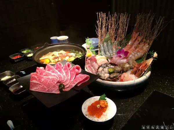 台北●頂級火鍋料理【。囍聚。精緻鍋物】 霸氣海鮮盤 澎湖明蝦 牡丹蝦 汶萊藍鑽蝦 天使紅蝦 東石鮮蚵 Prime榖飼去骨牛小排一次擁有