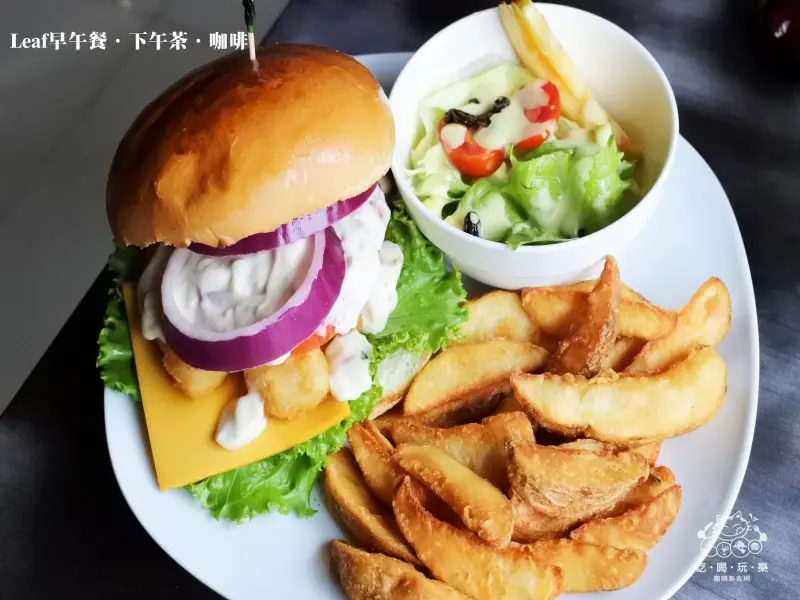 《美食推薦》【桃園龜山】Leaf 早午餐下午茶咖啡。特推起司塔塔深海鱈魚堡 雙重培根起司捲餅 活力奔放 墨西哥烤翅 桃園龜山必吃美食推薦(文末贈獎)