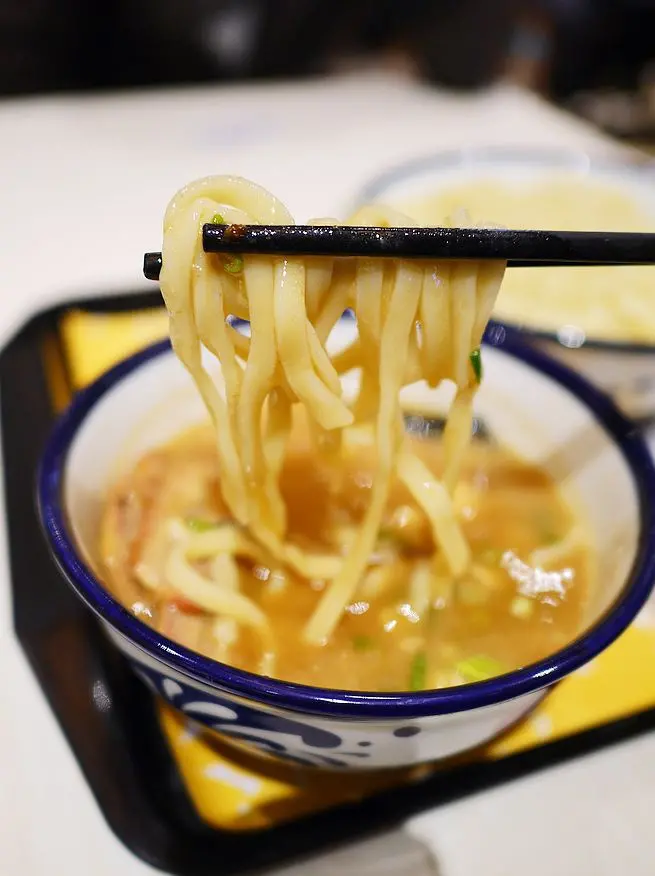 【新北】林口 つけめん玉(沾麵玉GYOKI)、やまや食堂‬ 三井MITSUI OUTLET PARK 來自日本的濃厚沾麵、日式食堂‧二樓美食街推薦