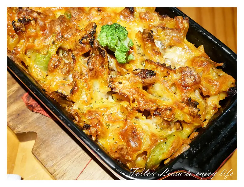 美食餐廳║台北信義區 捷運市政府站 BLAnC 聖誕期間限定 烤雞/磚餅/燉飯 聖誕大餐選這邊！❤跟著Livia享受人生❤