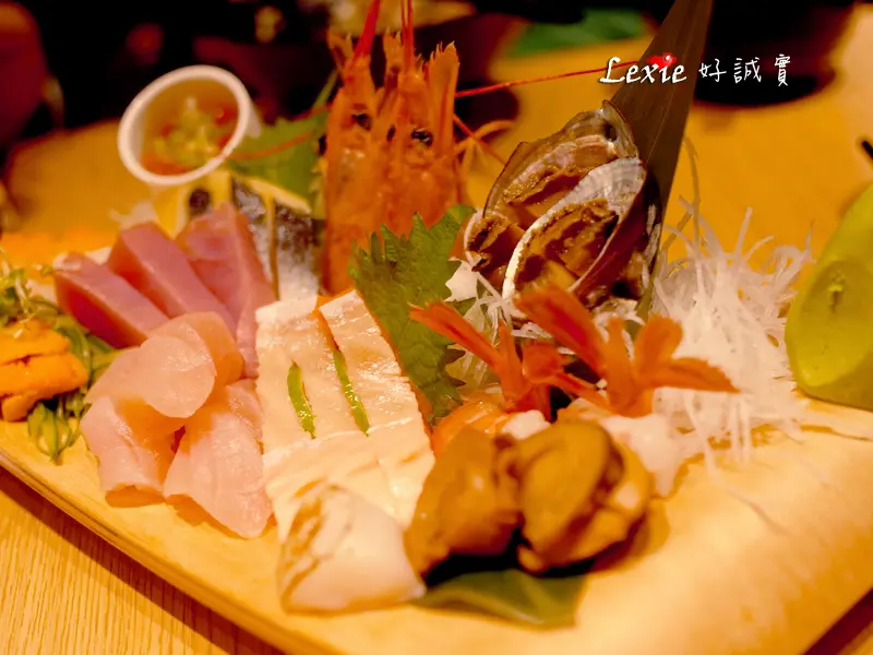 食記【林口】築地樂樂町(林口店) 高CP值日本料理 丼飯定食生魚片 菜單