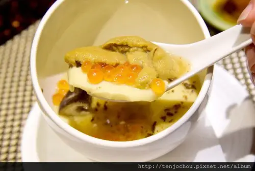 花花，甲飽沒【台北食記】和羹日本料理 超好吃黑白松露蒸蛋！名廚私房無菜單料理