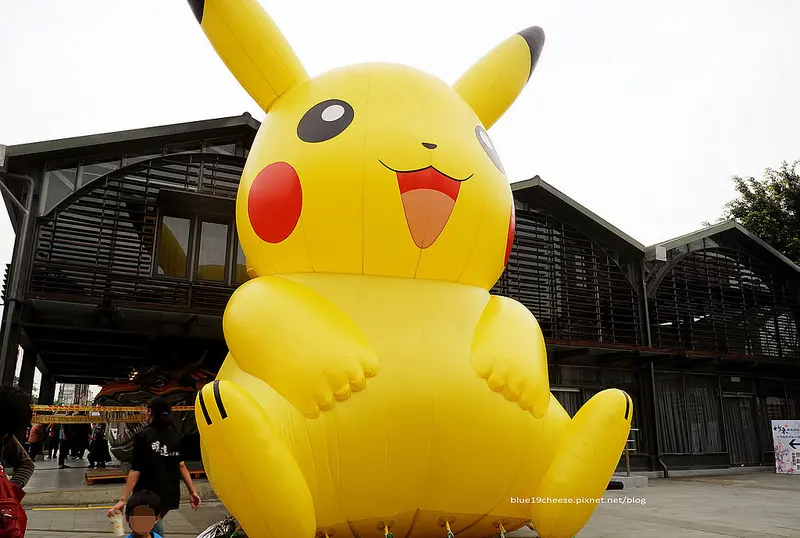 【新竹竹東】竹東動漫園區魔法森林 - 全台唯一客家花布皮卡丘驛站.竹東限定.街頭藝術表演.夢幻的魔菇屋.列車區花布精品世界.新竹親子遊.竹東火車站旁